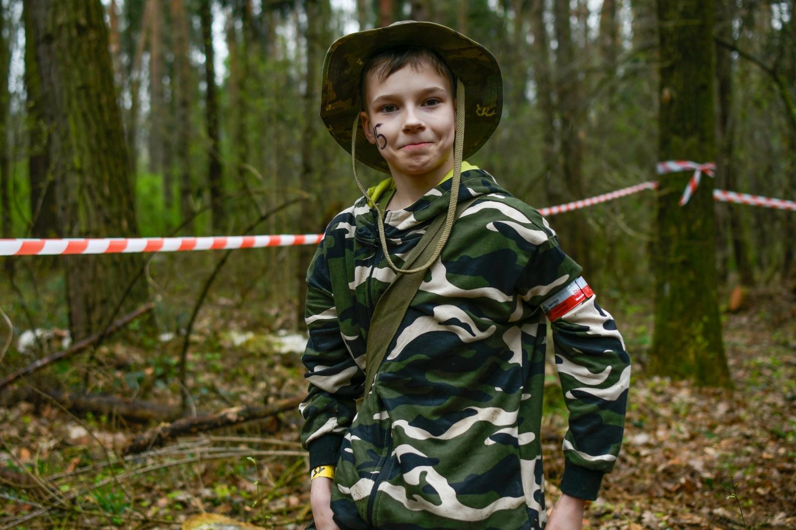 Zdjęcie w galerii na portalu naszraciborz.pl: ZWIADOWCY. Bieg militarny w lesie Obora wiadomości z regionu