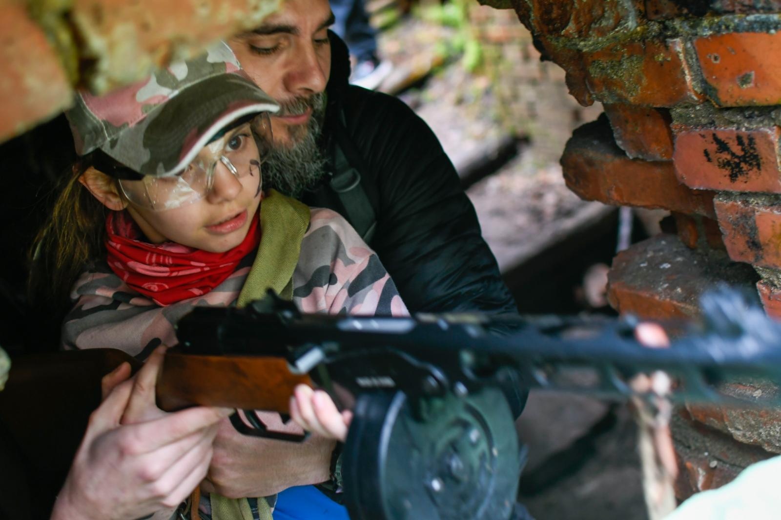 Zdjęcie w galerii na portalu naszraciborz.pl: ZWIADOWCY. Bieg militarny w lesie Obora wiadomości z regionu