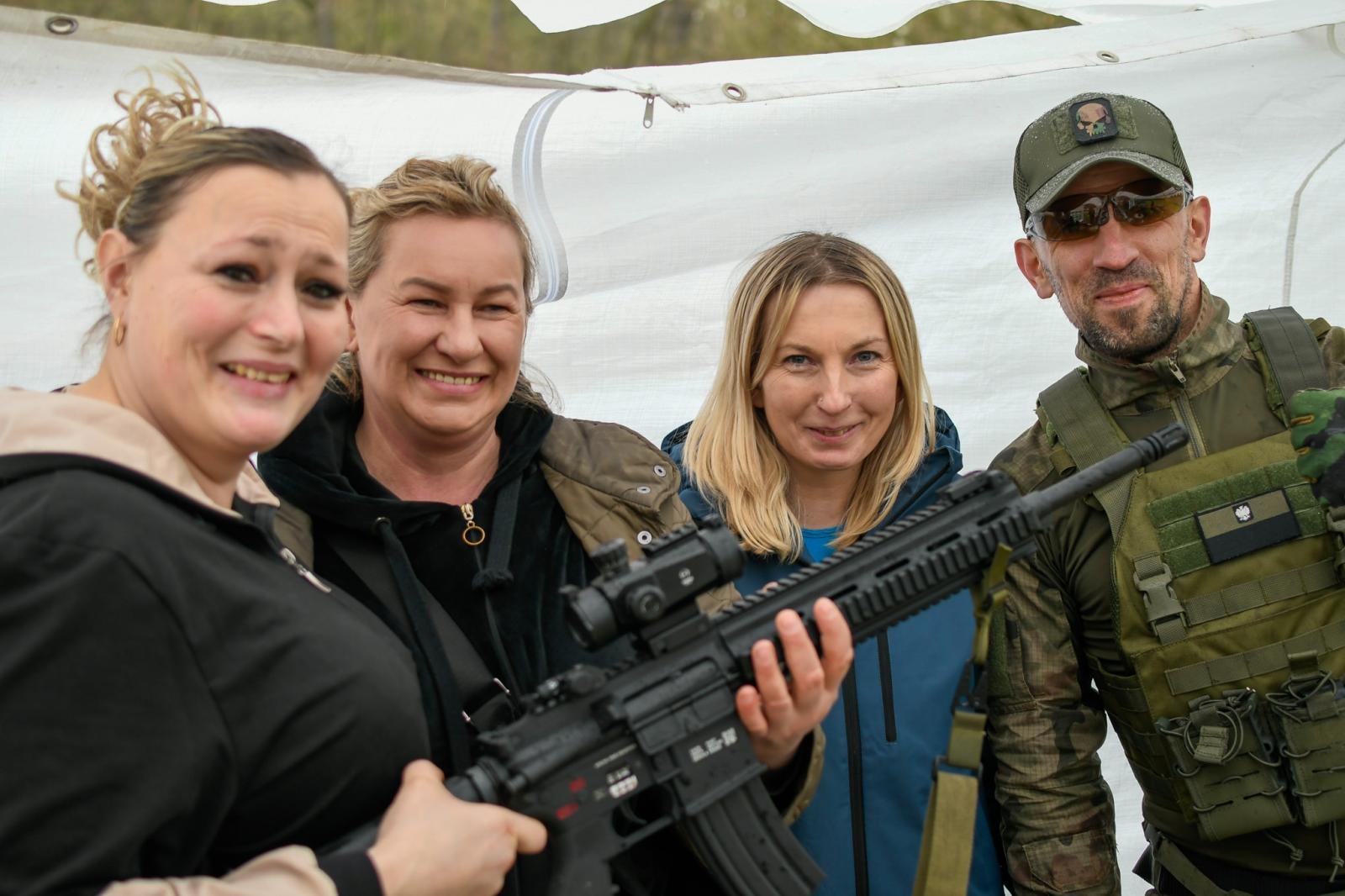 Zdjęcie w galerii na portalu naszraciborz.pl: ZWIADOWCY. Bieg militarny w lesie Obora wiadomości z regionu
