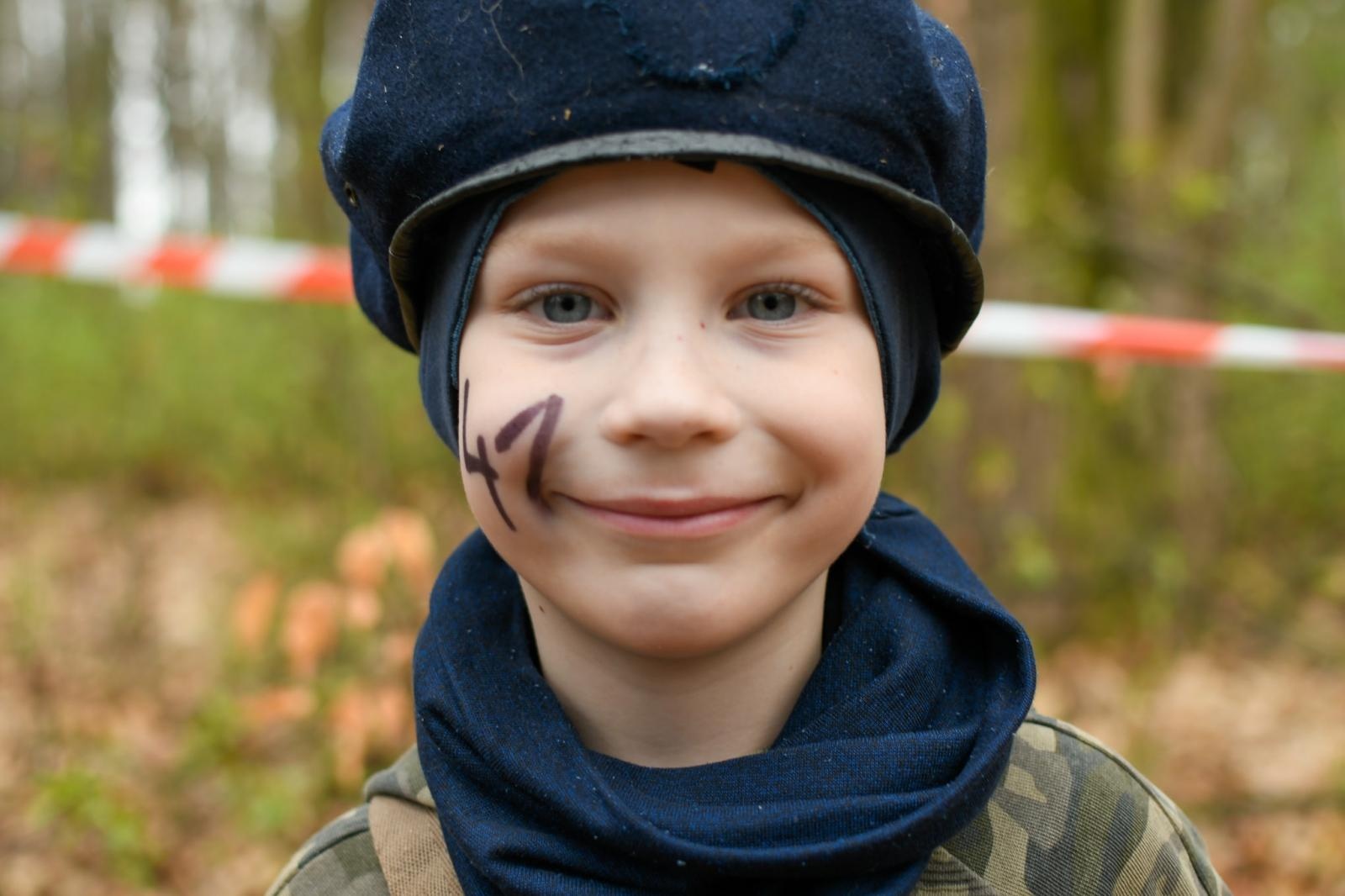 Zdjęcie w galerii na portalu naszraciborz.pl: ZWIADOWCY. Bieg militarny w lesie Obora wiadomości z regionu