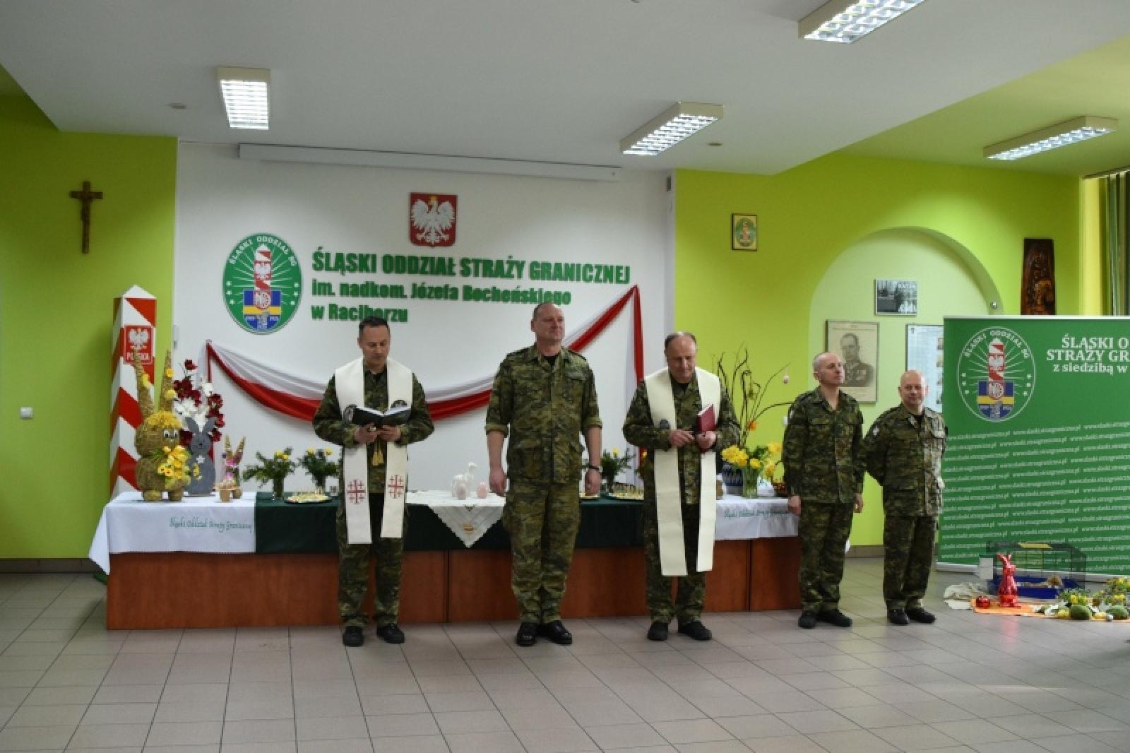 Zdjęcie w galerii na portalu naszraciborz.pl: Wielkanocna zbiórka śląskich pograniczników w Raciborzu wiadomości z regionu