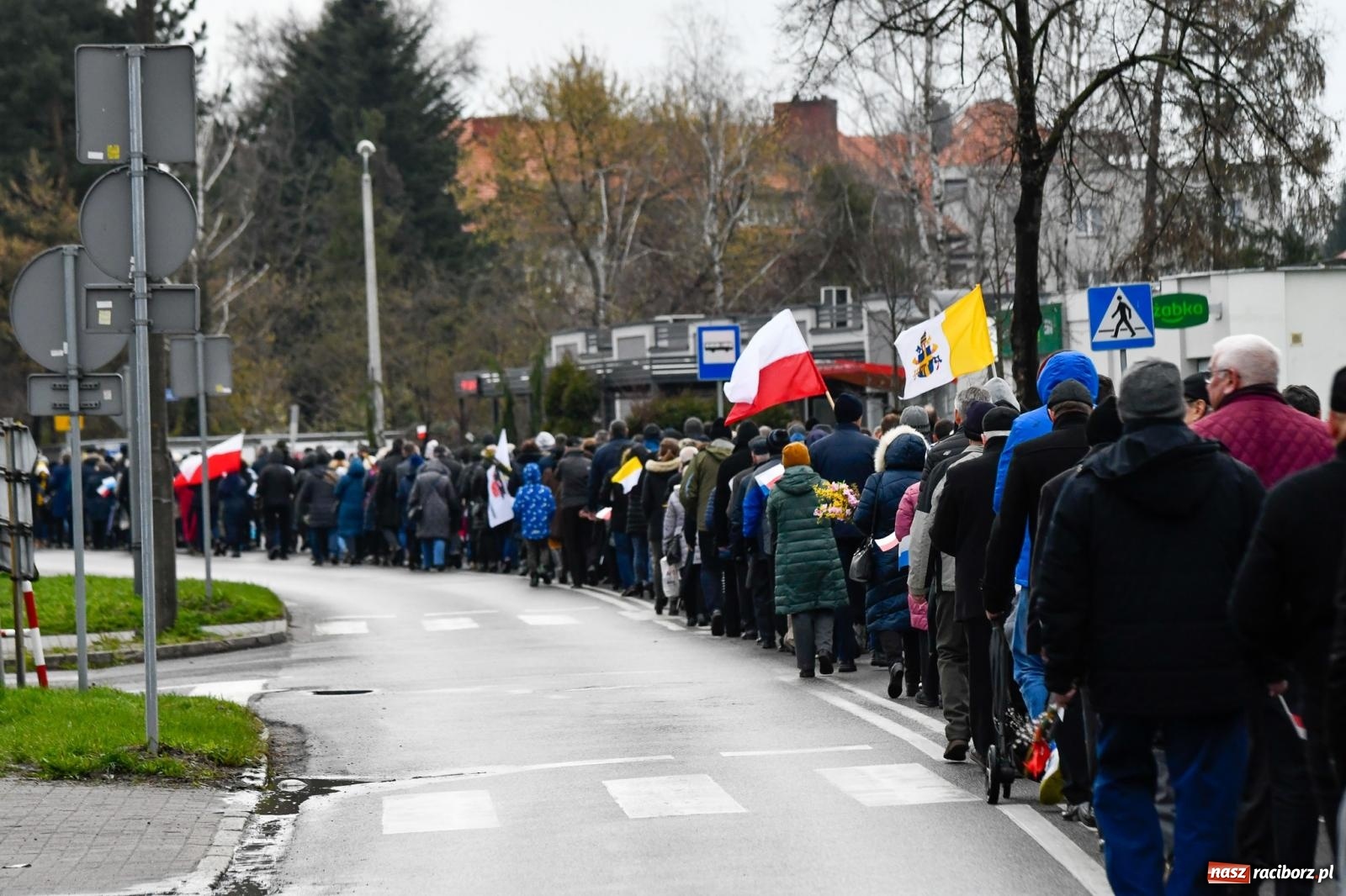 Zdjęcie w galerii na portalu naszraciborz.pl: Nie lękajcie się! Marsz Papieski w Raciborzu [FOTO i WIDEO] wiadomości z regionu