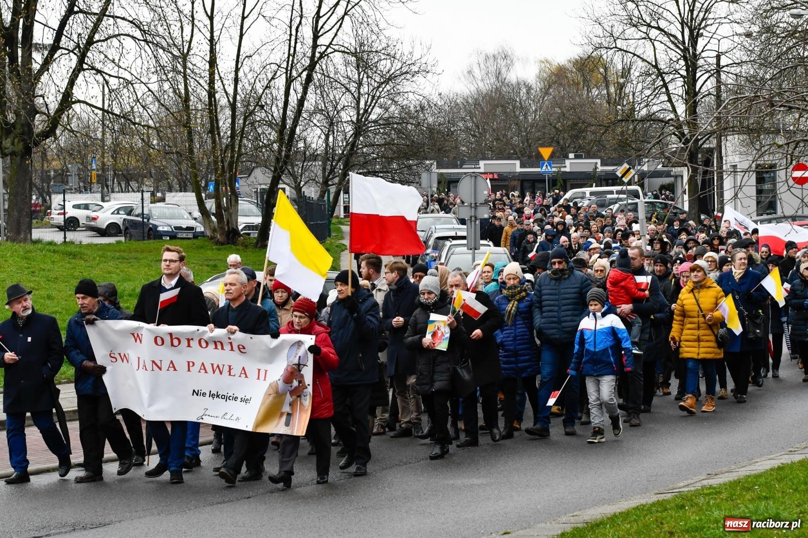 Zdjęcie w galerii na portalu naszraciborz.pl: Nie lękajcie się! Marsz Papieski w Raciborzu [FOTO i WIDEO] wiadomości z regionu