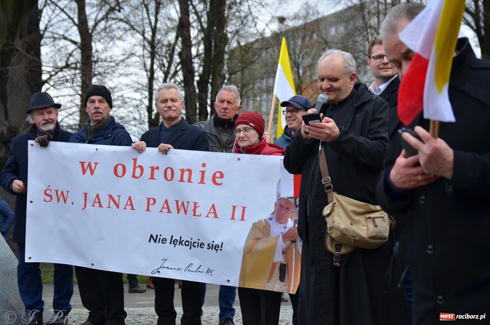 Zdjęcie w galerii na portalu naszraciborz.pl: Nie lękajcie się! Marsz Papieski w Raciborzu [FOTO i WIDEO] wiadomości z regionu