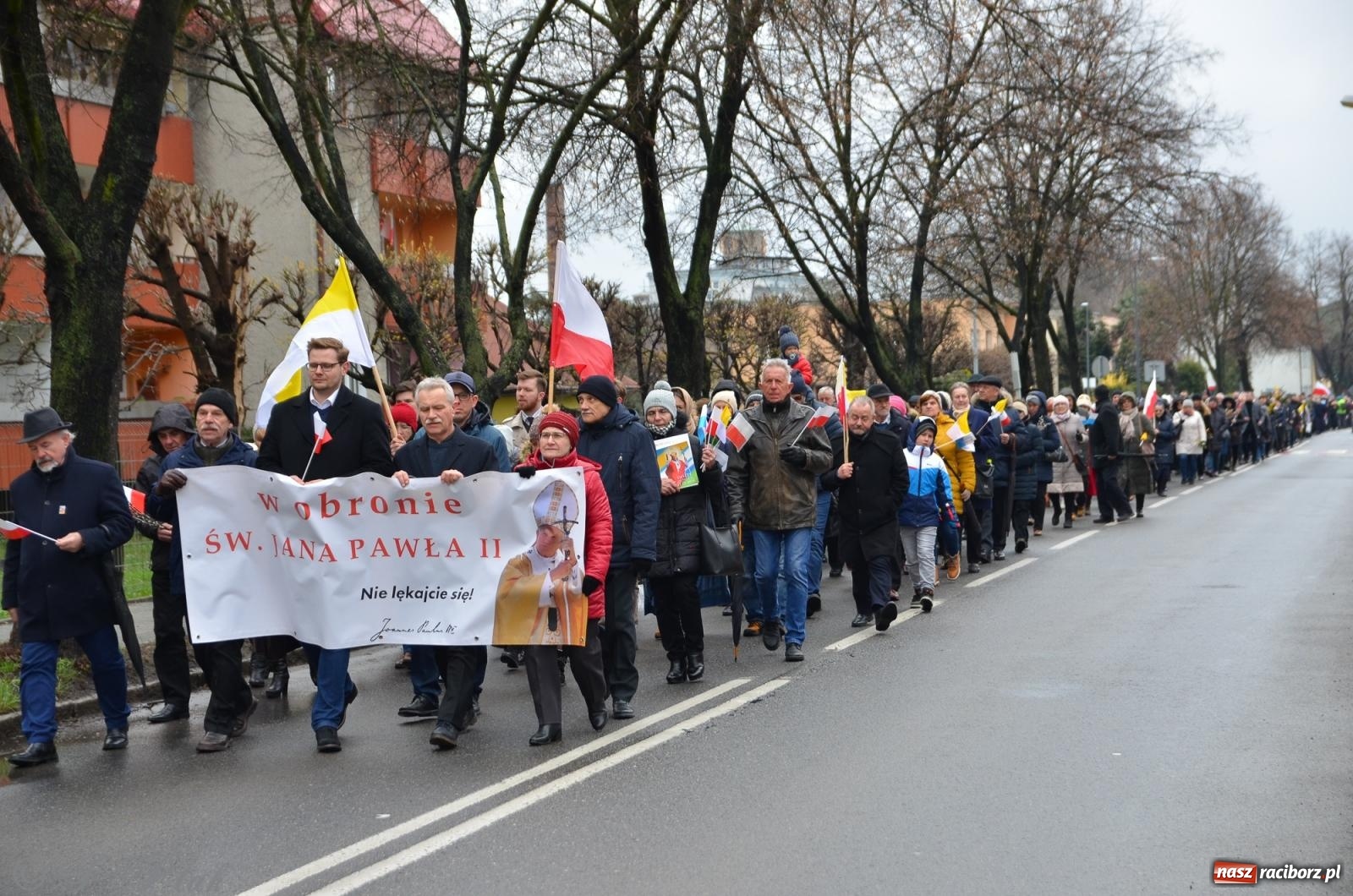 Zdjęcie w galerii na portalu naszraciborz.pl: Nie lękajcie się! Marsz Papieski w Raciborzu [FOTO i WIDEO] wiadomości z regionu