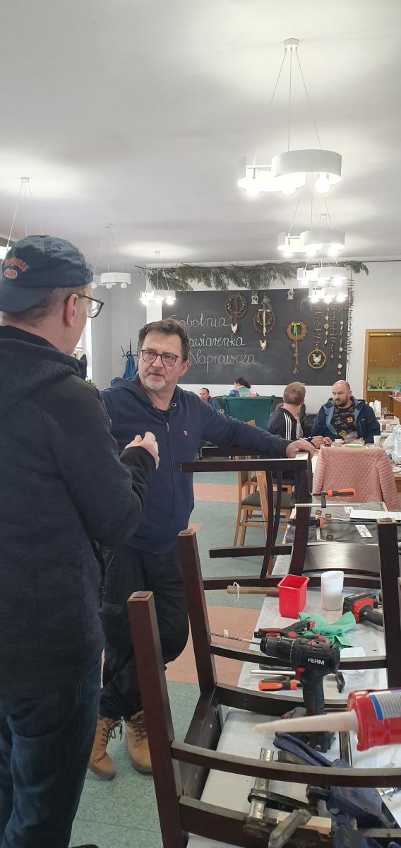 Zdjęcie w galerii na portalu naszraciborz.pl: Kawiarenka naprawcza, czyli Rudnickie Jabłonki dla Rudnika wiadomości z regionu