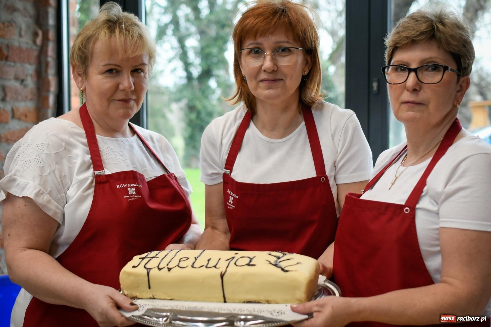 Zdjęcie w galerii na portalu naszraciborz.pl: Słodko, muzycznie i wesoło. Kiermasz wielkanocny w starej wozowni w Tworkowie wiadomości z regionu