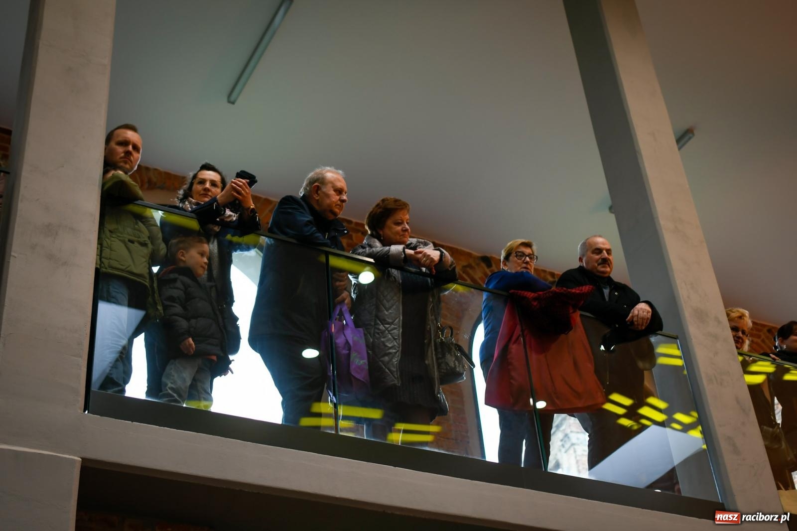 Zdjęcie w galerii na portalu naszraciborz.pl: Słodko, muzycznie i wesoło. Kiermasz wielkanocny w starej wozowni w Tworkowie wiadomości z regionu