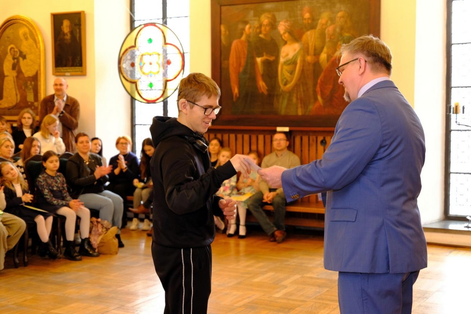 Zdjęcie w galerii na portalu naszraciborz.pl: 444 prace w wielkanocnym konkursie raciborskiego Muzeum wiadomości z regionu