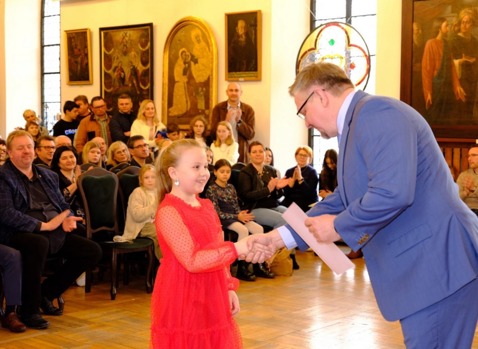 Zdjęcie w galerii na portalu naszraciborz.pl: 444 prace w wielkanocnym konkursie raciborskiego Muzeum wiadomości z regionu