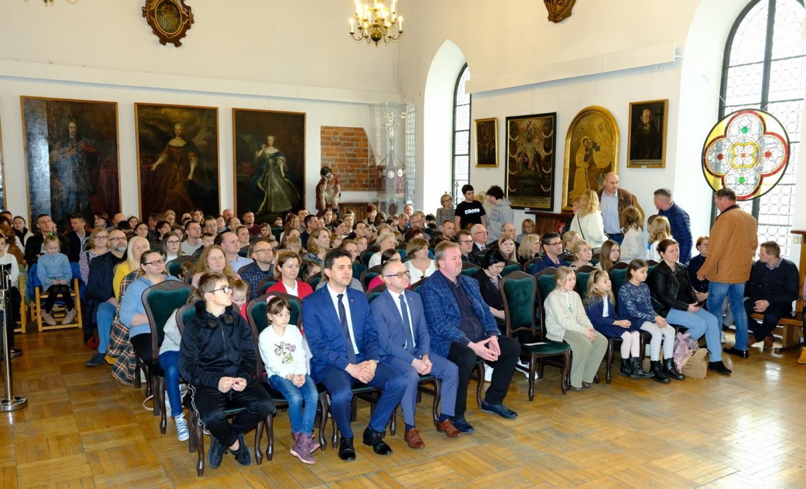 Zdjęcie w galerii na portalu naszraciborz.pl: 444 prace w wielkanocnym konkursie raciborskiego Muzeum wiadomości z regionu