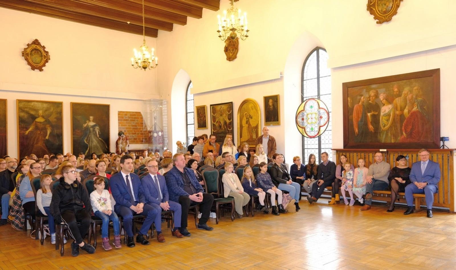 Zdjęcie w galerii na portalu naszraciborz.pl: 444 prace w wielkanocnym konkursie raciborskiego Muzeum wiadomości z regionu