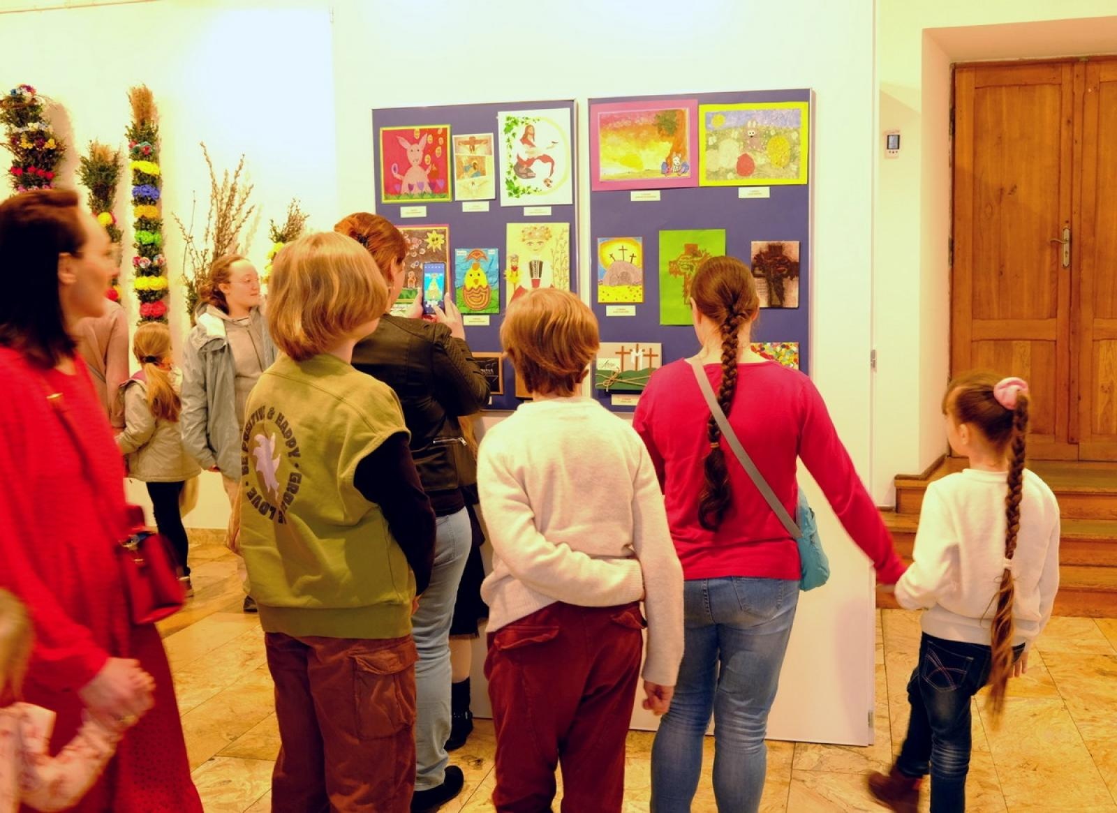 Zdjęcie w galerii na portalu naszraciborz.pl: 444 prace w wielkanocnym konkursie raciborskiego Muzeum wiadomości z regionu
