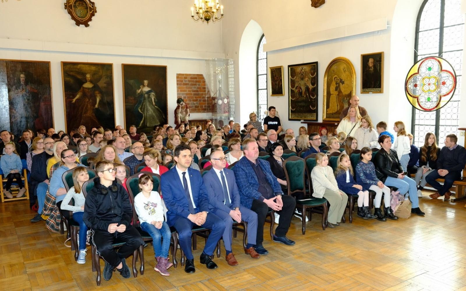 Zdjęcie w galerii na portalu naszraciborz.pl: 444 prace w wielkanocnym konkursie raciborskiego Muzeum wiadomości z regionu