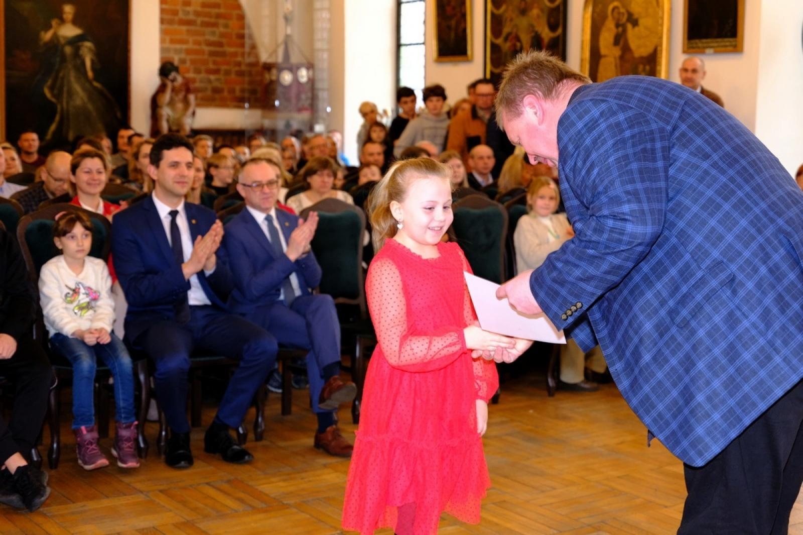 Zdjęcie w galerii na portalu naszraciborz.pl: 444 prace w wielkanocnym konkursie raciborskiego Muzeum wiadomości z regionu