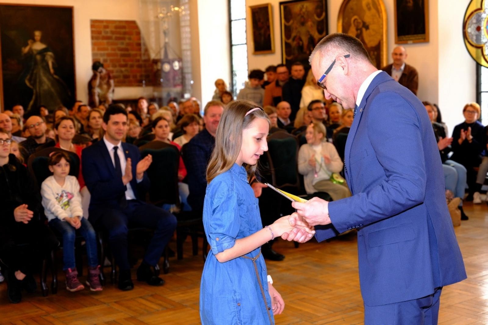 Zdjęcie w galerii na portalu naszraciborz.pl: 444 prace w wielkanocnym konkursie raciborskiego Muzeum wiadomości z regionu