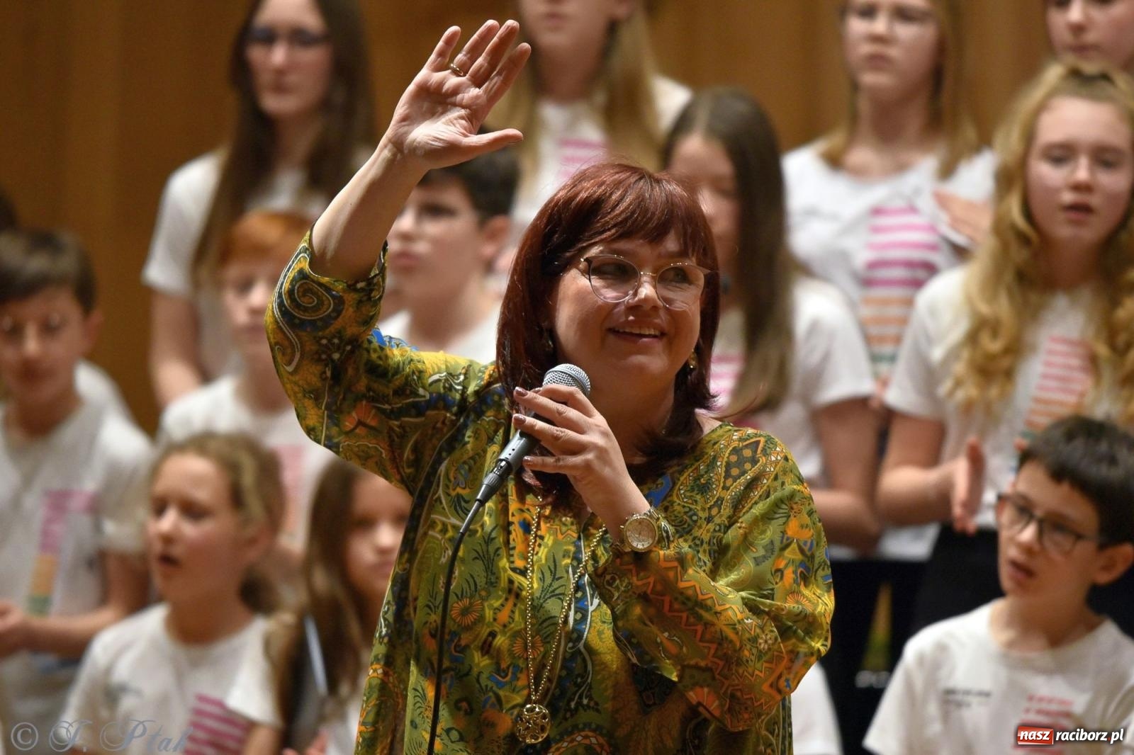 Zdjęcie w galerii na portalu naszraciborz.pl: Muzyka gospel wypełniła salę koncertową raciborskiej szkoły muzycznej wiadomości z regionu