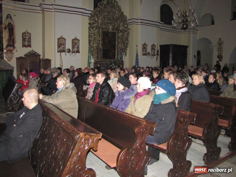 Zdjęcie w galerii na portalu naszraciborz.pl: Viola Brzezińska koncertowała w Raciborzu wiadomości z regionu