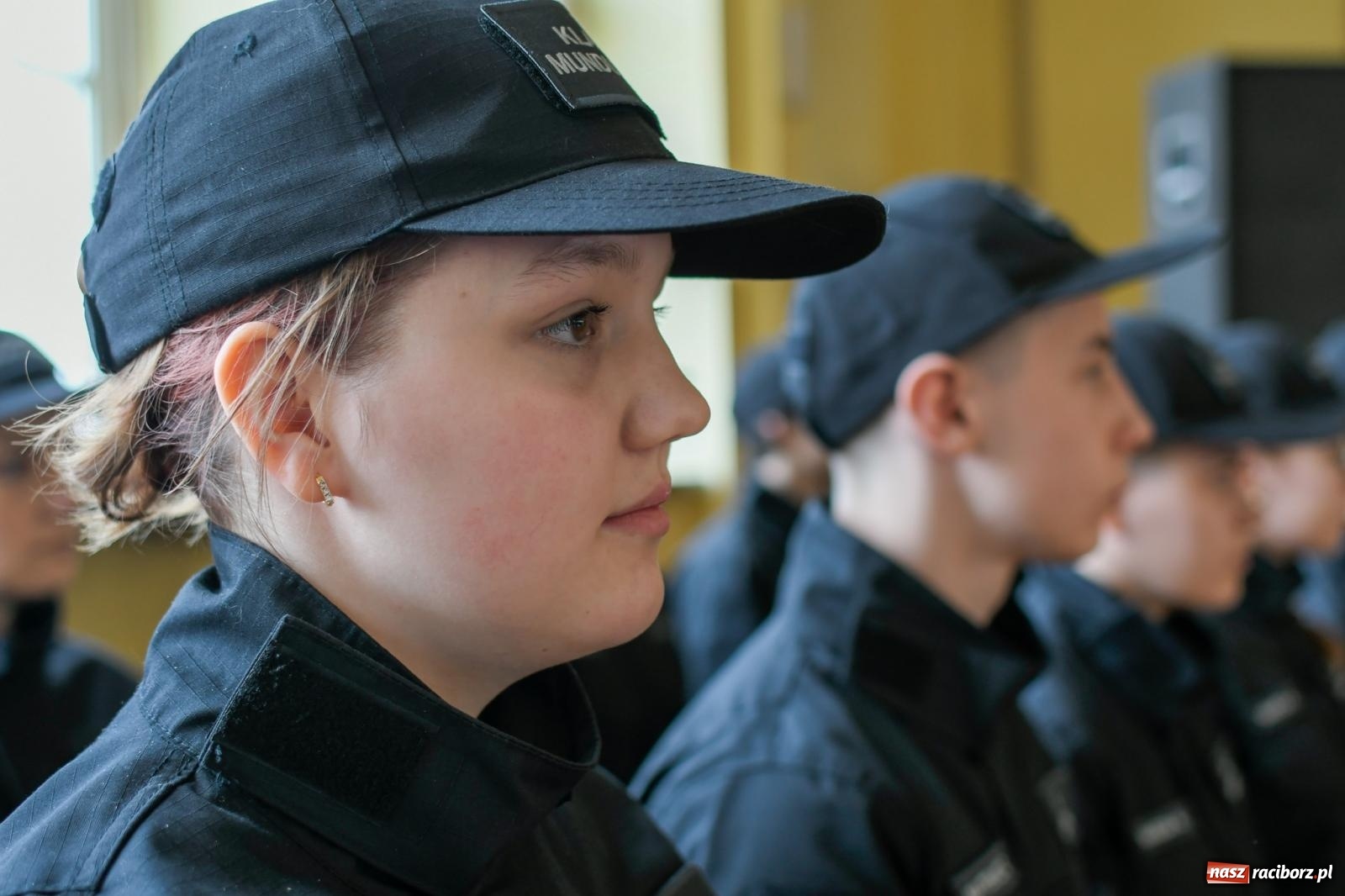 Zdjęcie w galerii na portalu naszraciborz.pl: Niech moc będzie z wami! Rekruci z Ekonomika złożyli ślubowanie wiadomości z regionu