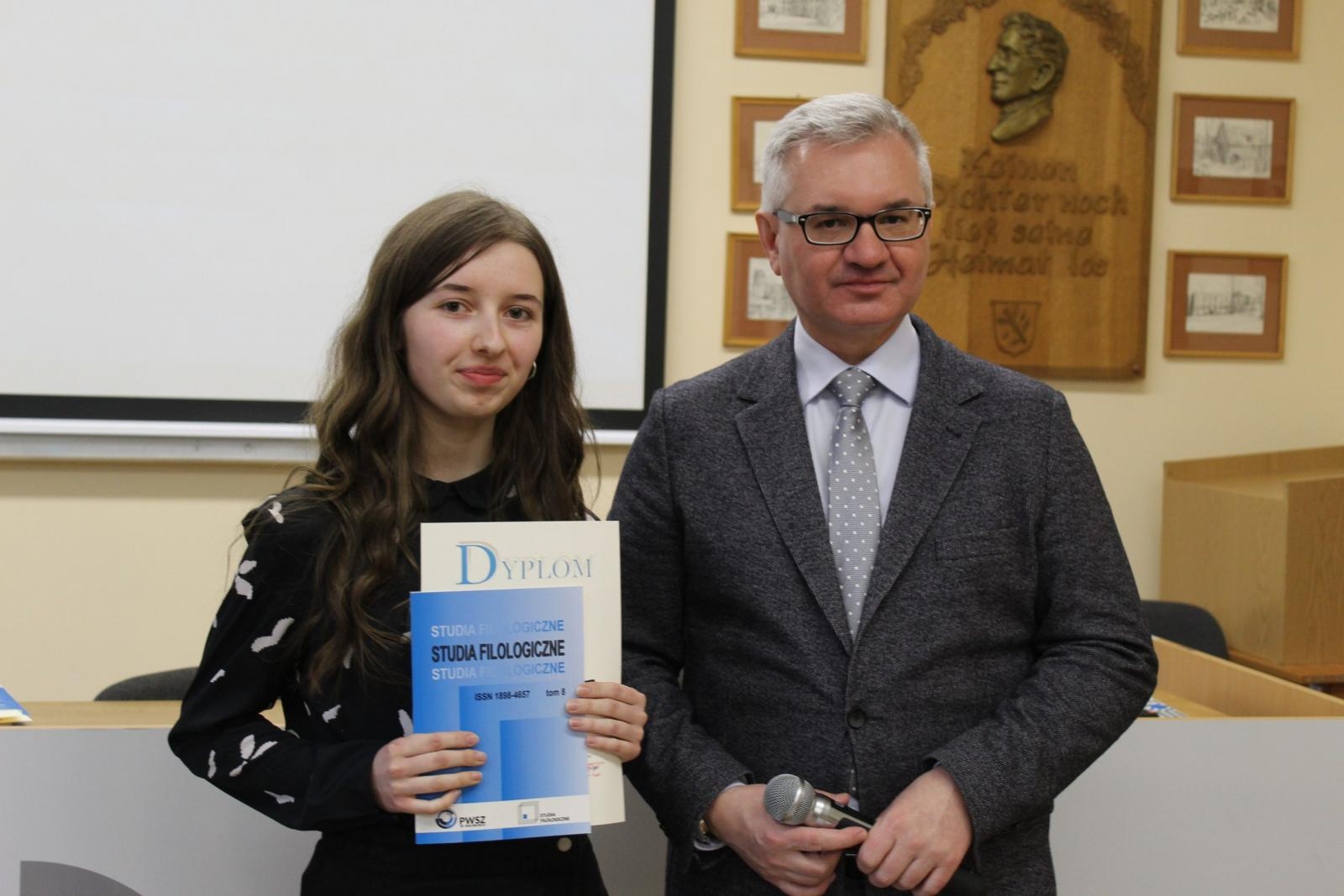 Zdjęcie w galerii na portalu naszraciborz.pl: XVI Konkurs Języka Angielskiego i Języka Niemieckiego dla uczniów szkół średnich rozstrzygnięty! wiadomości z regionu