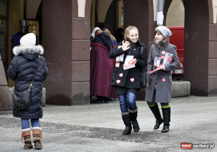 Zdjęcie w galerii na portalu naszraciborz.pl: Najpierw huk, a potem już liczenie wiadomości z regionu