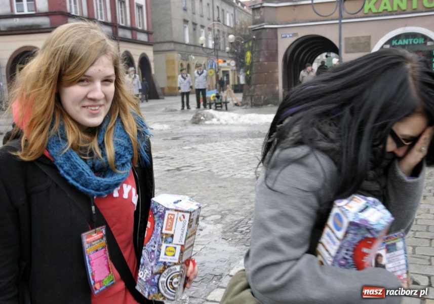 Zdjęcie w galerii na portalu naszraciborz.pl: Najpierw huk, a potem już liczenie wiadomości z regionu