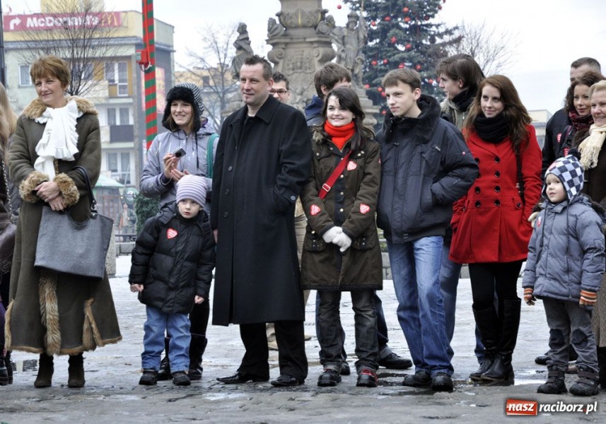 Zdjęcie w galerii na portalu naszraciborz.pl: Najpierw huk, a potem już liczenie wiadomości z regionu