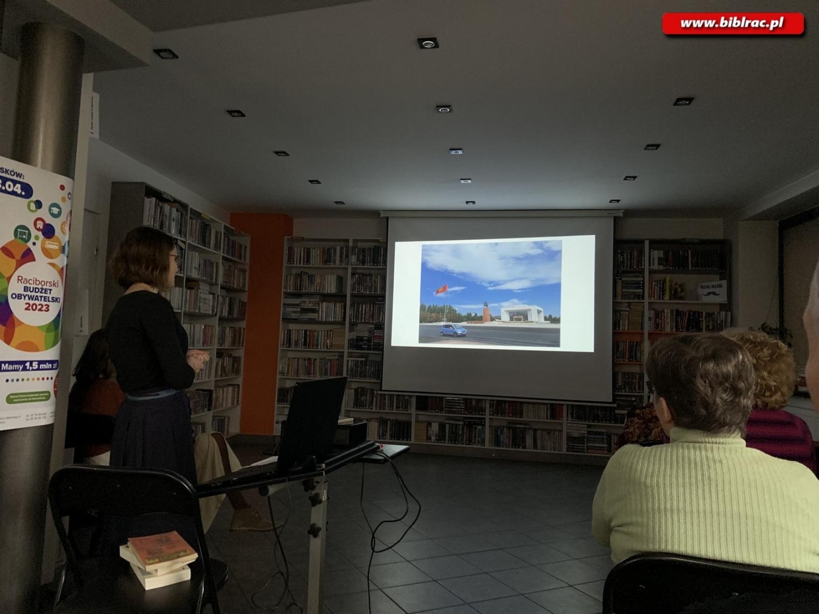 Zdjęcie w galerii na portalu naszraciborz.pl: Wędrówki w Tien Szan. Fotograficzna podróż w Klubie Przyjaciół Biblioteki wiadomości z regionu
