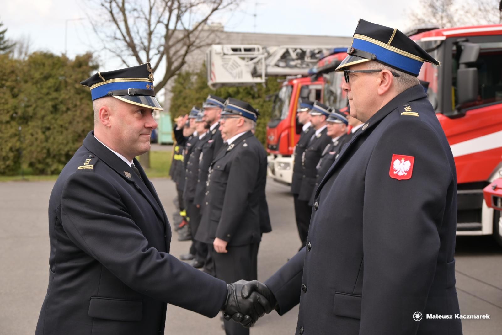 Zdjęcie w galerii na portalu naszraciborz.pl: Strażacy z naszego powiatu odebrali promesy na nowe wozy bojowe wiadomości z regionu