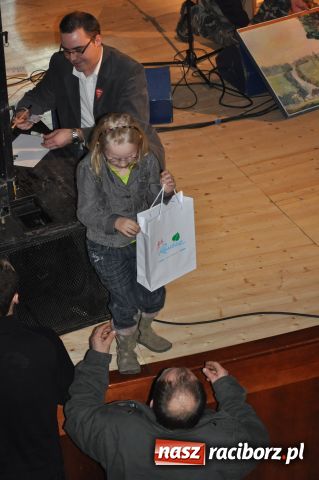 Zdjęcie w galerii na portalu naszraciborz.pl: Sukienka Ani Wyszkoni poszła za stówkę wiadomości z regionu