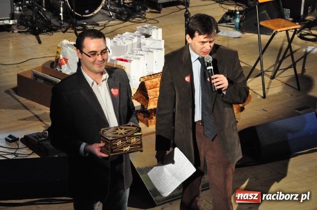 Zdjęcie w galerii na portalu naszraciborz.pl: Sukienka Ani Wyszkoni poszła za stówkę wiadomości z regionu