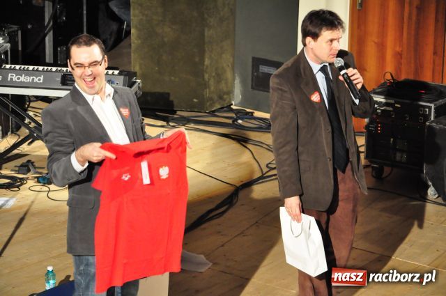 Zdjęcie w galerii na portalu naszraciborz.pl: Sukienka Ani Wyszkoni poszła za stówkę wiadomości z regionu