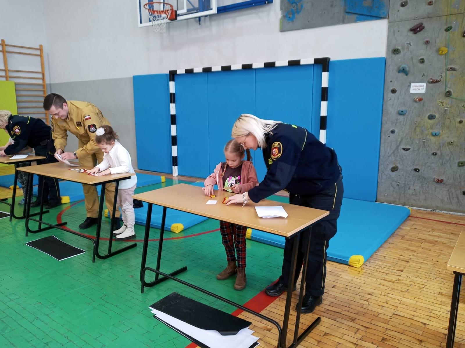 Zdjęcie w galerii na portalu naszraciborz.pl: Znam, wiem, umiem. Konkurs w PCS wiadomości z regionu