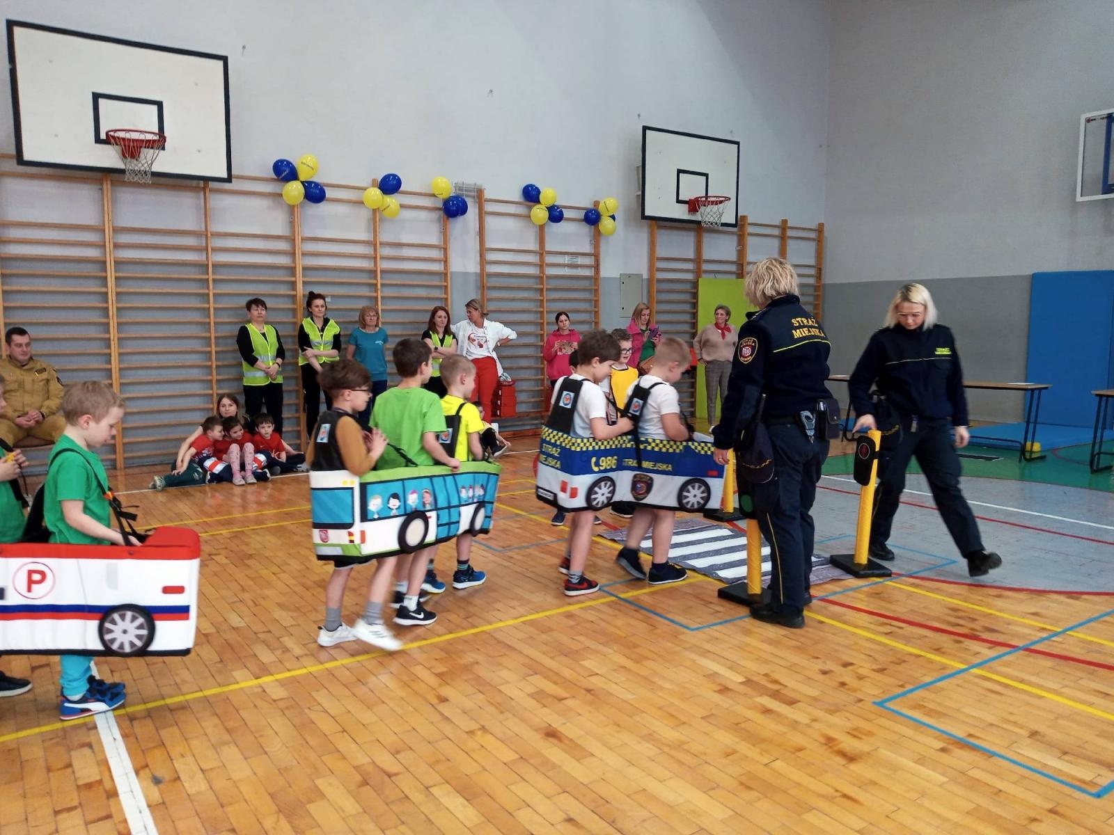 Zdjęcie w galerii na portalu naszraciborz.pl: Znam, wiem, umiem. Konkurs w PCS wiadomości z regionu
