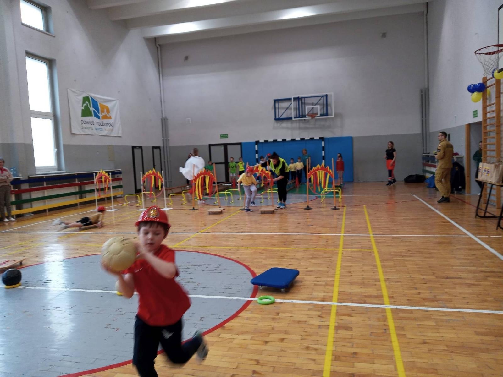 Zdjęcie w galerii na portalu naszraciborz.pl: Znam, wiem, umiem. Konkurs w PCS wiadomości z regionu