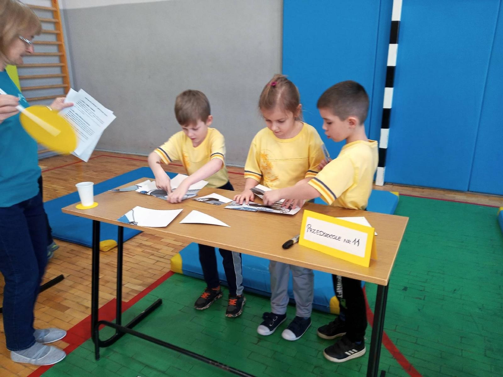Zdjęcie w galerii na portalu naszraciborz.pl: Znam, wiem, umiem. Konkurs w PCS wiadomości z regionu