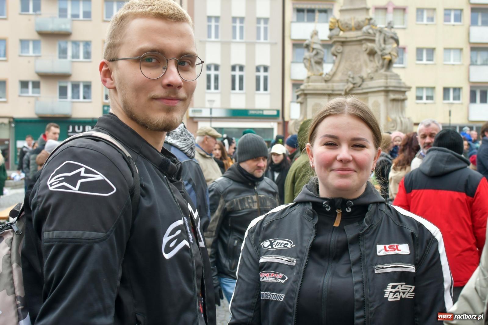Zdjęcie w galerii na portalu naszraciborz.pl: Raciborskie śniadanie wielkanocne na Rynku [FOTO i WIDEO] wiadomości z regionu