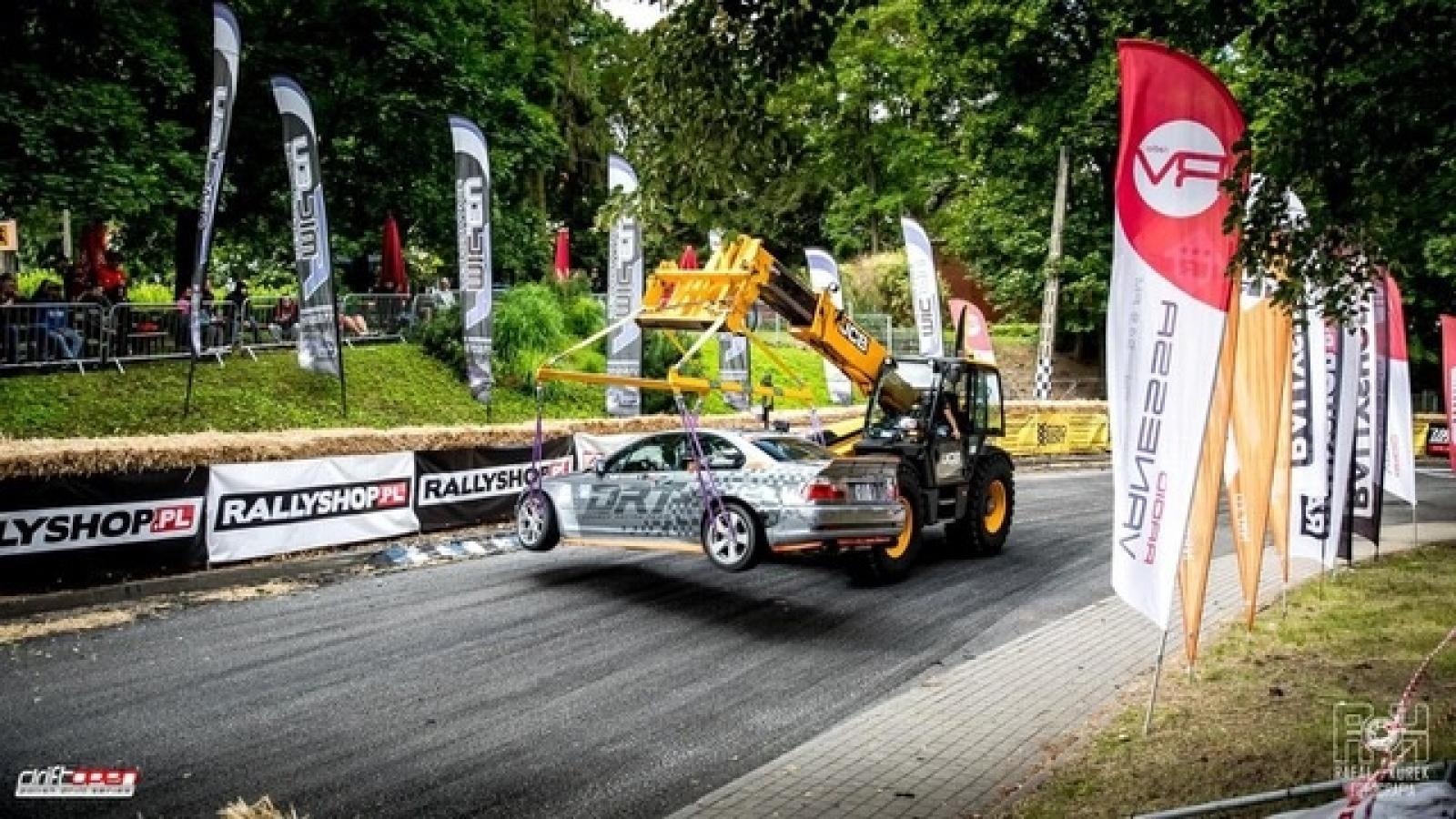 Zdjęcie w galerii na portalu naszraciborz.pl: POLISH GOODWOOD. Kietrz kolejny raz stolicą driftu z muzyką w tle wiadomości z regionu