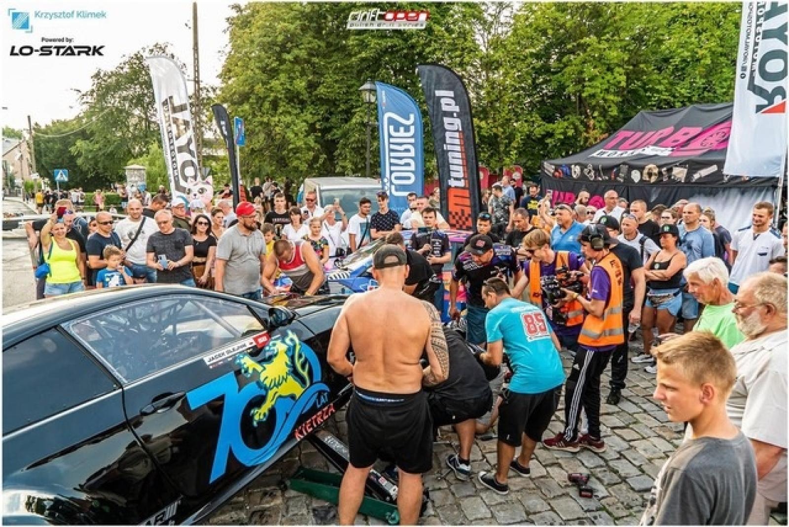 Zdjęcie w galerii na portalu naszraciborz.pl: POLISH GOODWOOD. Kietrz kolejny raz stolicą driftu z muzyką w tle wiadomości z regionu