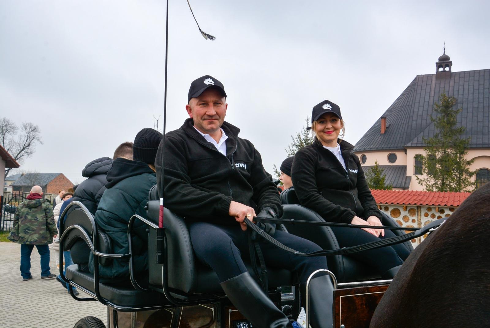 Zdjęcie w galerii na portalu naszraciborz.pl: Jedyna i najmłodsza. Procesja wielkanocna w Zawadzie Książęcej [FOTO i WIDEO] wiadomości z regionu