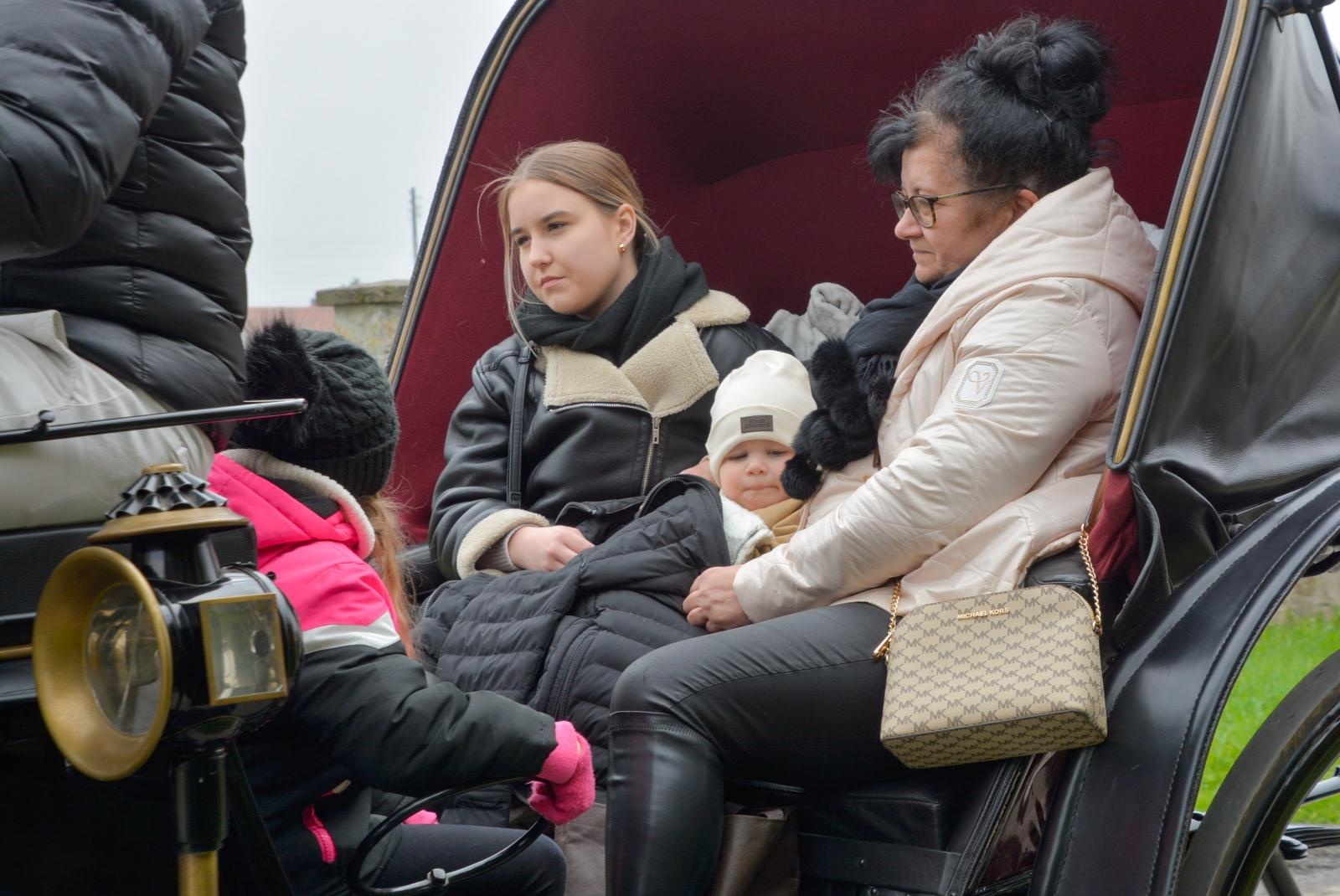 Zdjęcie w galerii na portalu naszraciborz.pl: Jedyna i najmłodsza. Procesja wielkanocna w Zawadzie Książęcej [FOTO i WIDEO] wiadomości z regionu