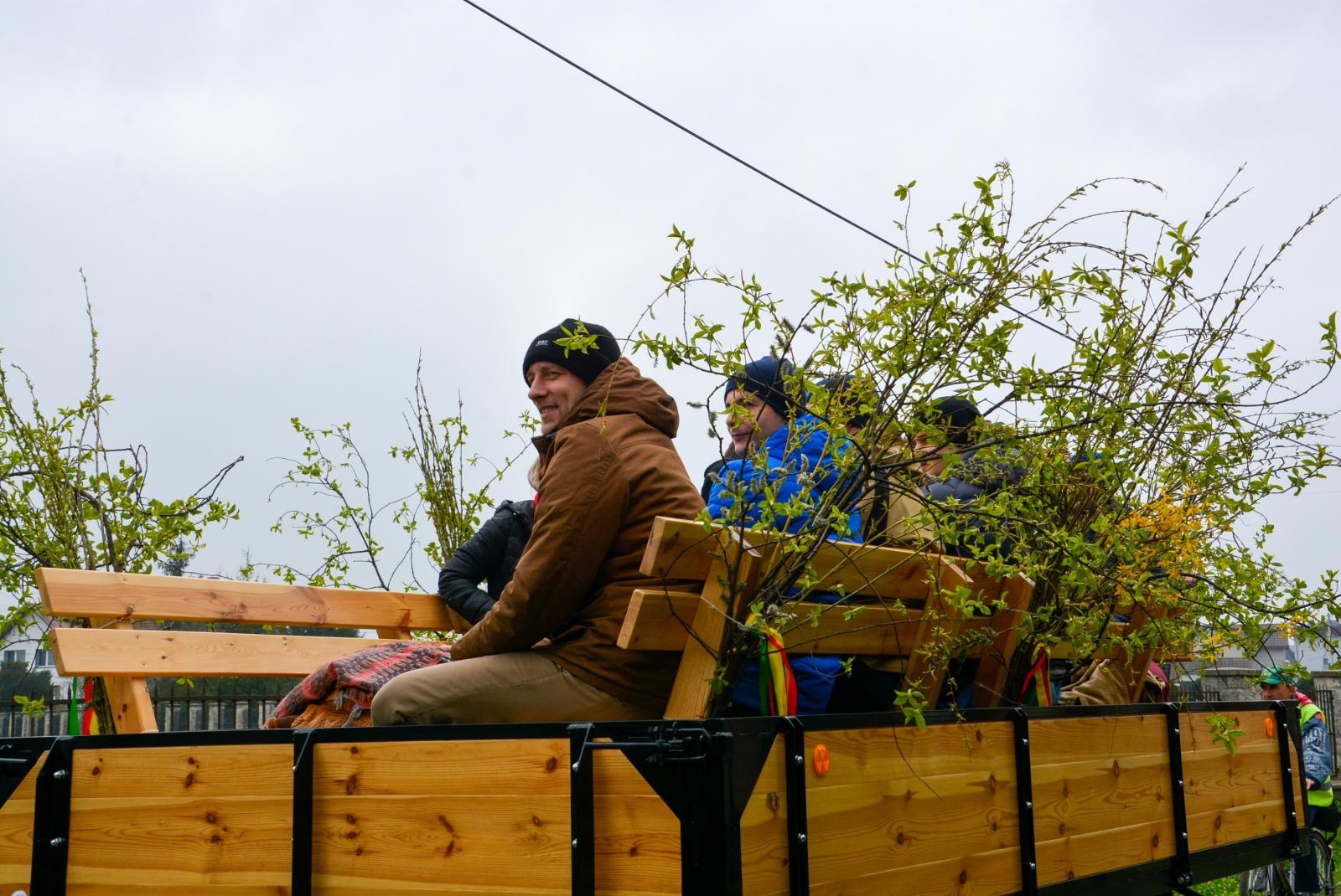 Zdjęcie w galerii na portalu naszraciborz.pl: Jedyna i najmłodsza. Procesja wielkanocna w Zawadzie Książęcej [FOTO i WIDEO] wiadomości z regionu