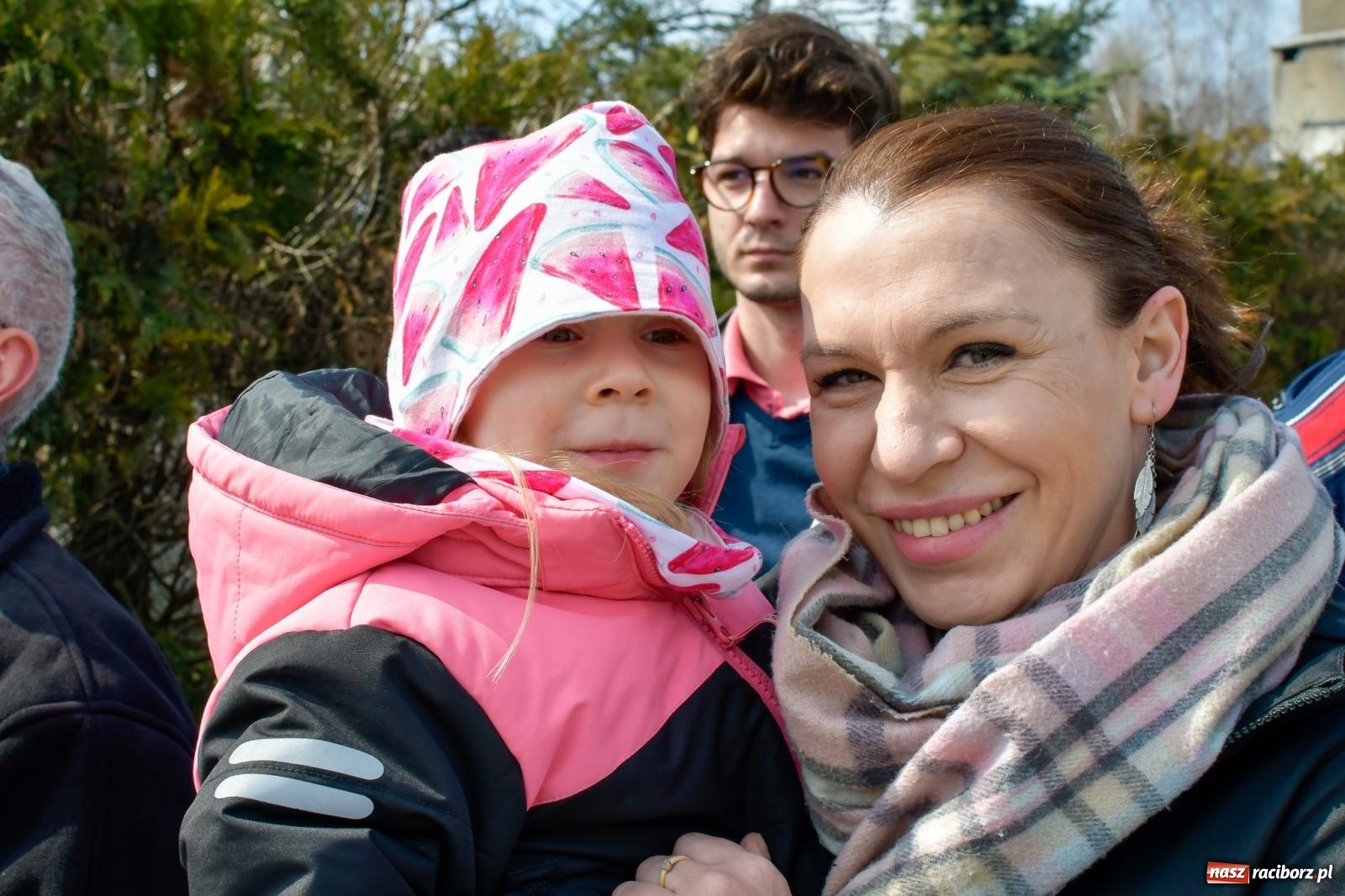 Zdjęcie w galerii na portalu naszraciborz.pl: Procesja wielkanocna w Pietrowicach Wielkich. Obrzęd religijny i dziedzictwo kulturowe [FOTO i WIDEO] wiadomości z regionu