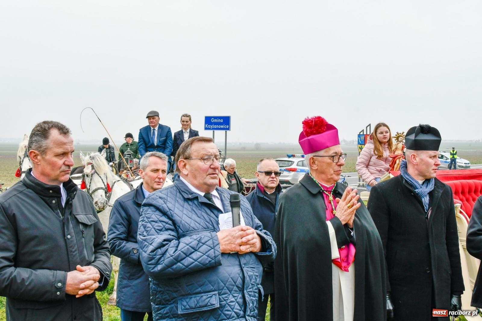 Zdjęcie w galerii na portalu naszraciborz.pl: Z pokolenia na pokolenie. Procesja wielkanocna w Sudole [FOTO i WIDEO] wiadomości z regionu