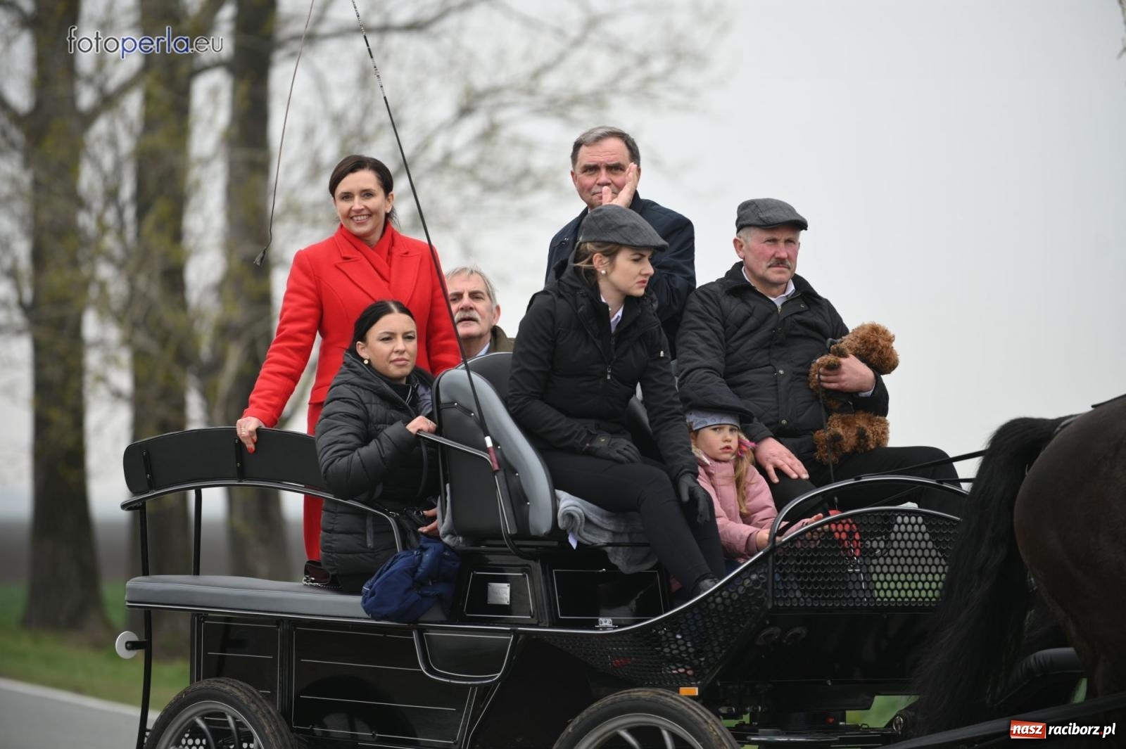 Zdjęcie w galerii na portalu naszraciborz.pl: Parada konna w Pietrowicach Wielkich [FOTO] wiadomości z regionu