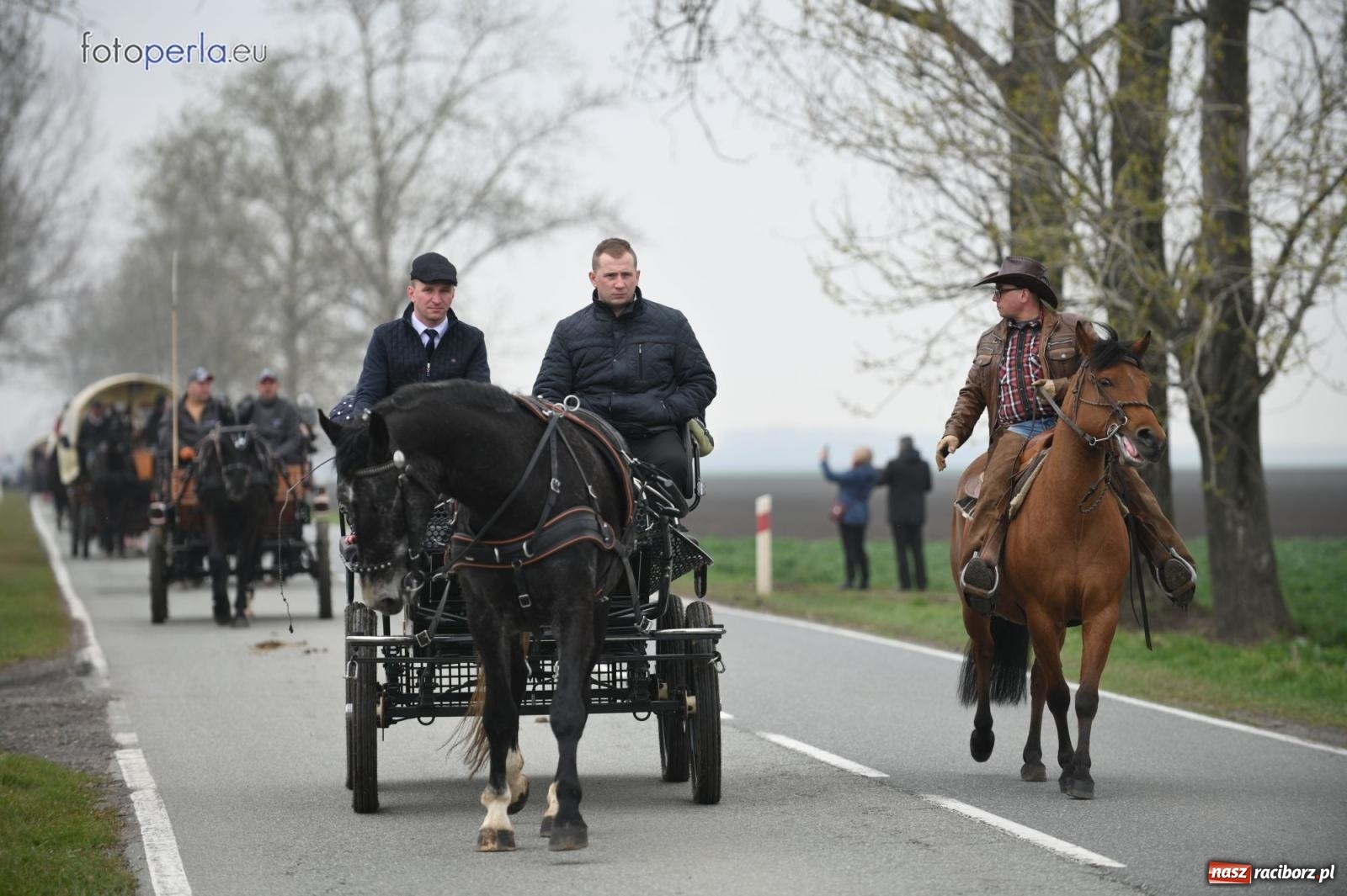 Zdjęcie w galerii na portalu naszraciborz.pl: Parada konna w Pietrowicach Wielkich [FOTO] wiadomości z regionu
