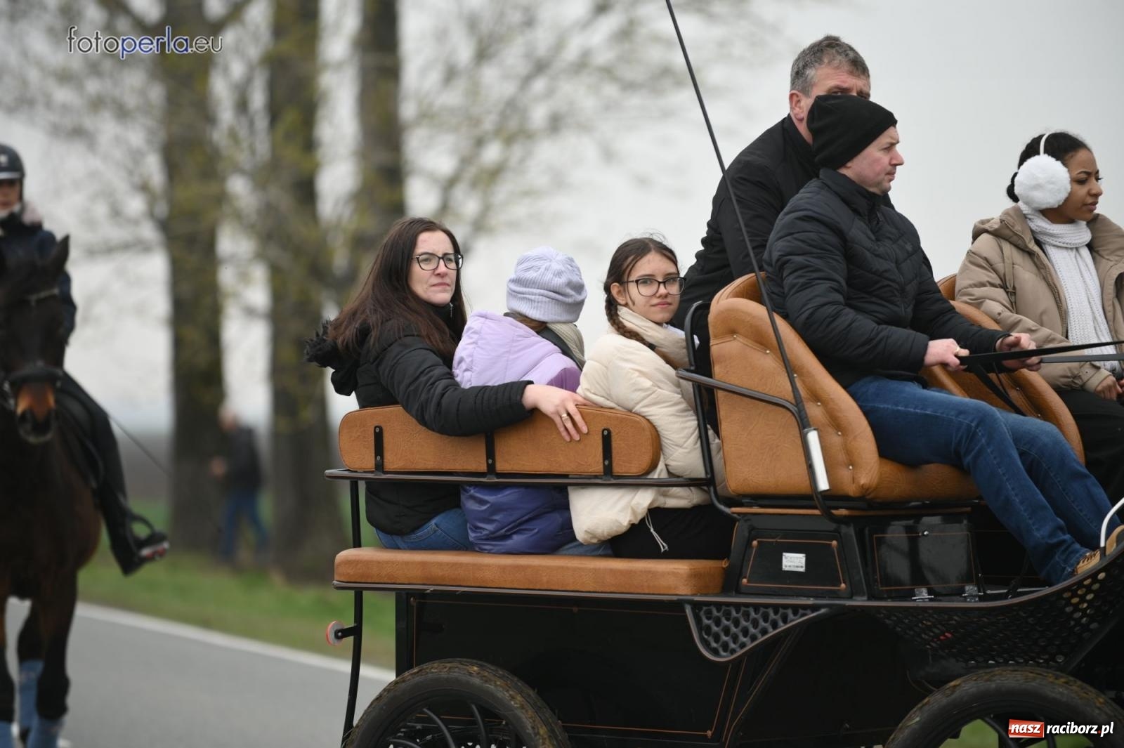 Zdjęcie w galerii na portalu naszraciborz.pl: Parada konna w Pietrowicach Wielkich [FOTO] wiadomości z regionu