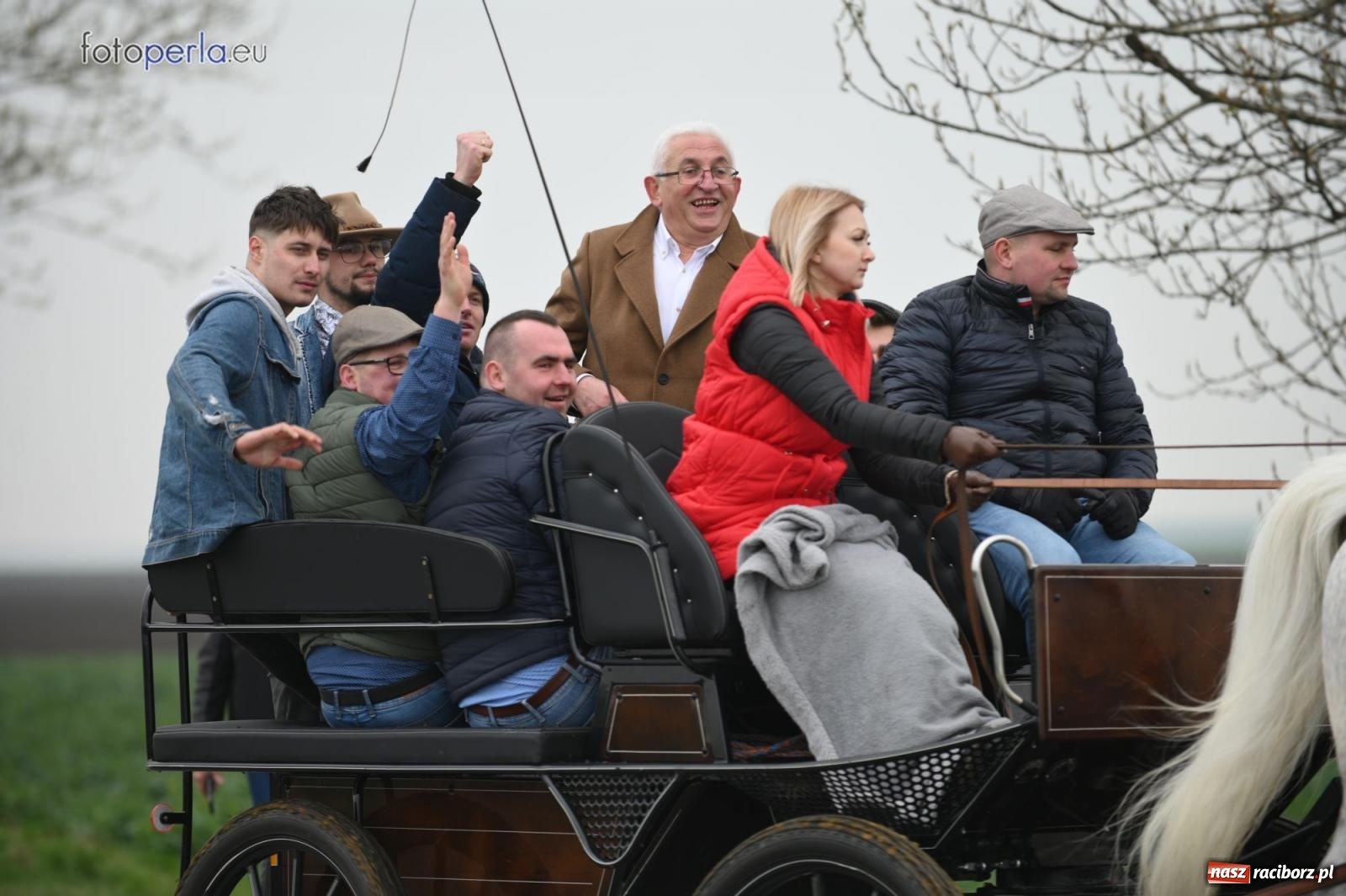Zdjęcie w galerii na portalu naszraciborz.pl: Parada konna w Pietrowicach Wielkich [FOTO] wiadomości z regionu