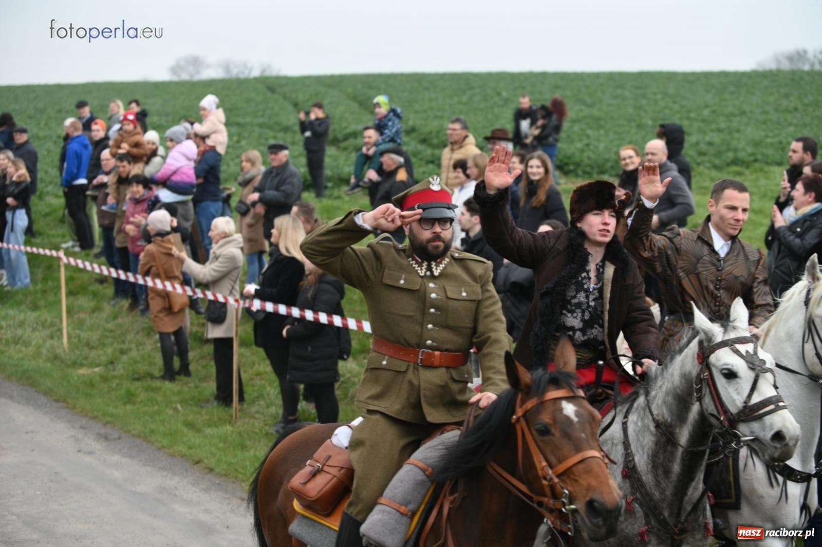 Zdjęcie w galerii na portalu naszraciborz.pl: Parada konna w Pietrowicach Wielkich [FOTO] wiadomości z regionu