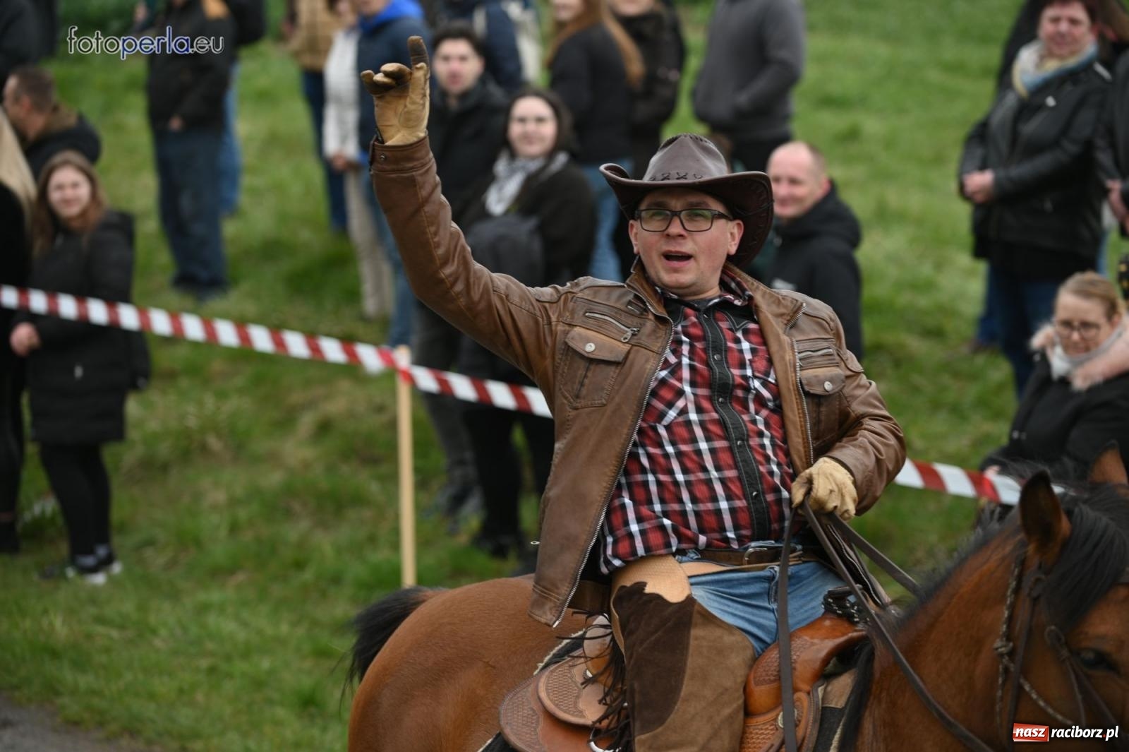 Zdjęcie w galerii na portalu naszraciborz.pl: Parada konna w Pietrowicach Wielkich [FOTO] wiadomości z regionu